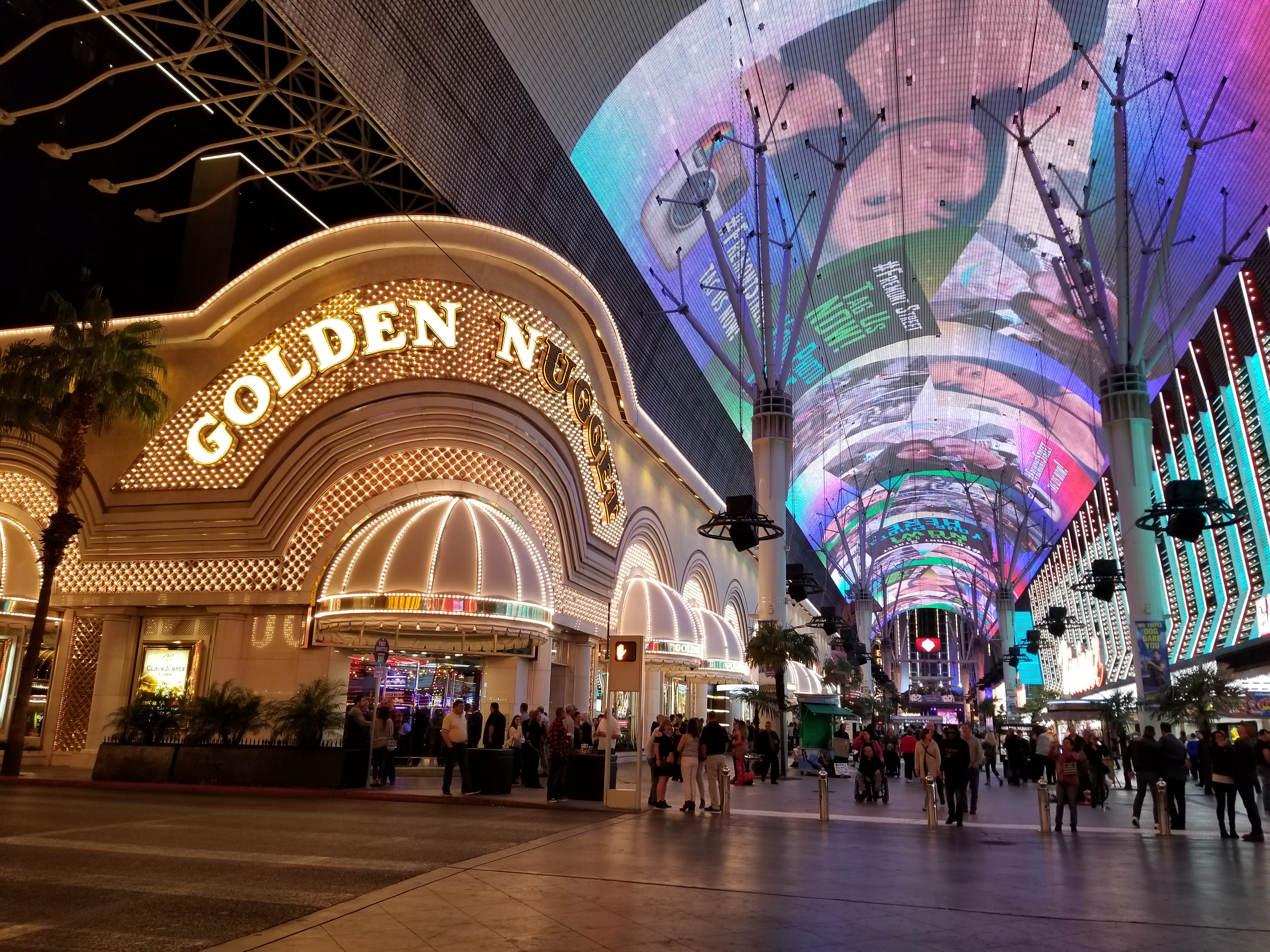Fremont Street Experience - Downtown 